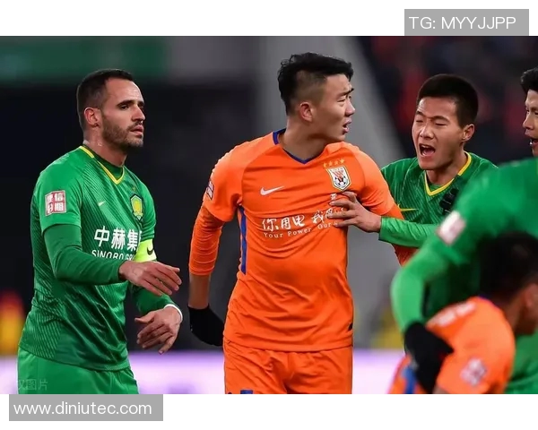 卢顿与诺维奇激战正酣比分揭晓引发球迷热议