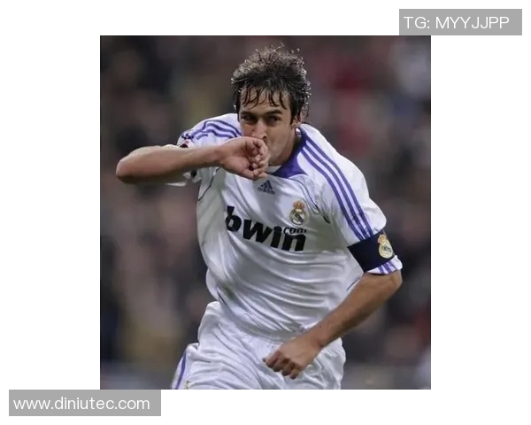 麦卡利斯特的传奇之路：从青涩少年到足球巨星的成长历程